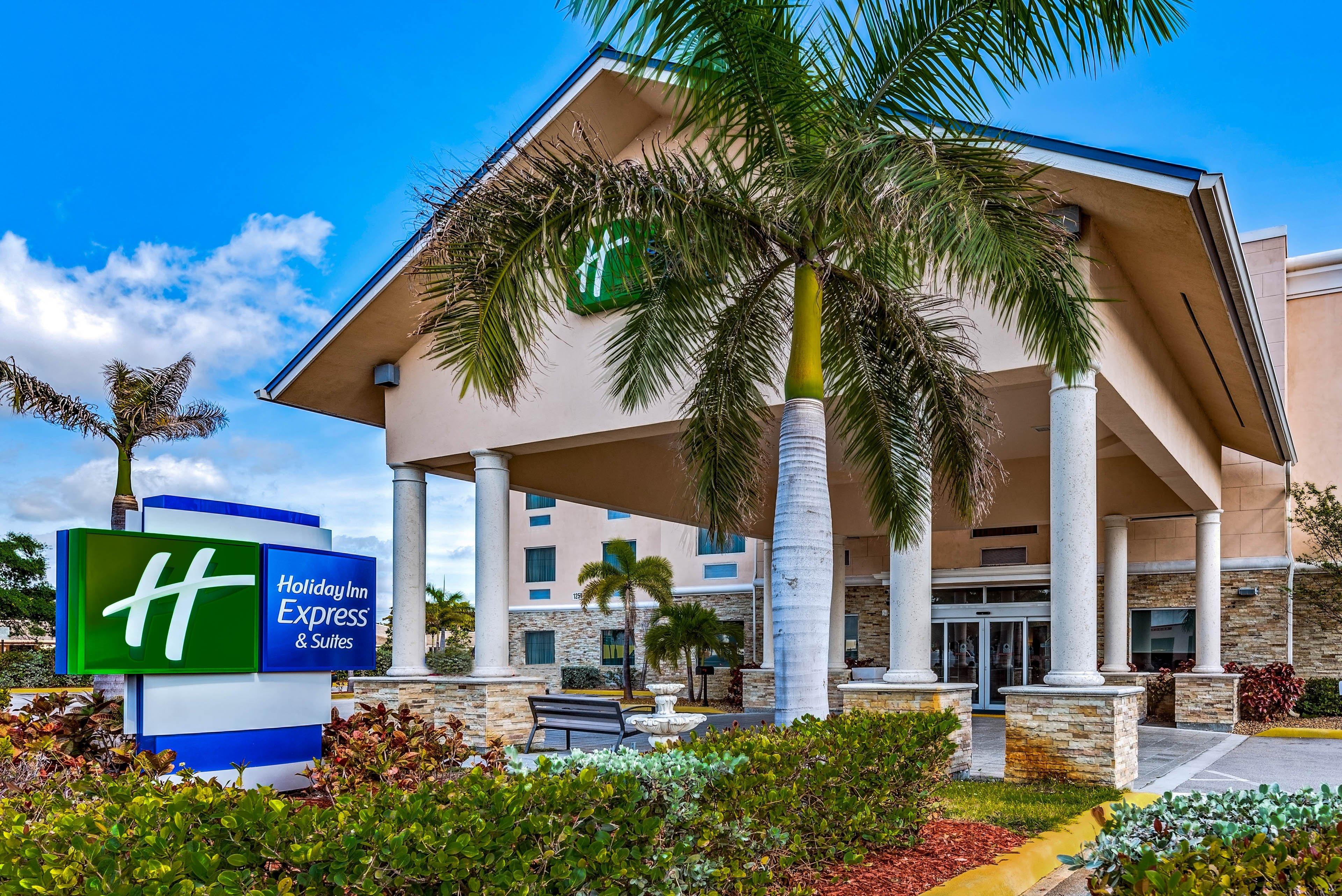 Holiday Inn Express & Suites Lantana By Ihg Exteriör bild